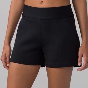 Lululemon Shaped Short 3” Black Size 4